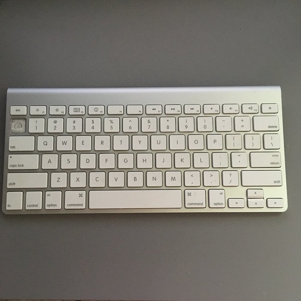 Apple bluetooth keyboard mini
